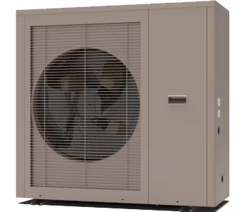 Trong nhịp sống hiện đại hối hả ngày nay, khoảng thời gian buổi tối thường là lúc các thành viên trong gia đình tụ họp và sinh hoạt sau một ngày dài làm việc, học tập căng thẳng. Đây cũng chính là thời điểm nhu cầu sử dụng nước nóng tăng vọt, tạo nên áp lực rất lớn lên hệ thống cấp nước nóng của gia đình. Việc phải chờ đợi nước nóng, hoặc tệ hơn là đang tắm thì hết nước nóng giữa chừng, không chỉ gây ra sự bất tiện, khó chịu mà còn ảnh hưởng trực tiếp đến sức khỏe và trải nghiệm thư giãn. Đối với những gia đình có nhu cầu sử dụng cao vào giờ cao điểm, việc lựa chọn giải pháp làm nóng nước không chỉ dừng lại ở khả năng cung cấp nước nóng tức thời mà còn phải giải quyết bài toán về tiết kiệm năng lượng và an toàn tuyệt đối. Trong bối cảnh đó, máy bơm nhiệt (Heat Pump) nổi lên như một giải pháp hoàn hảo, nhưng làm sao để chọn được thiết bị phù hợp nhất khi nhu cầu dồn dập vào một khung giờ lại là câu hỏi khiến nhiều gia chủ đau đầu. Hiểu rõ thách thức của việc sử dụng nước nóng giờ cao điểm Trước khi đi sâu vào giải pháp, chúng ta cần phân tích rõ "giờ cao điểm" trong một hộ gia đình điển hình tại Việt Nam có ý nghĩa như thế nào đối với thiết bị làm nóng nước. Thông thường, khung giờ từ 18h00 đến 21h00 là lúc hầu hết các hoạt động sử dụng nước nóng diễn ra đồng thời. Các thành viên lần lượt đi tắm, việc nấu nướng cần nước nóng để sơ chế hoặc rửa bát đĩa, và thậm chí máy giặt cũng có thể đang hoạt động ở chế độ giặt nước nóng. Với các bình nóng lạnh gián tiếp truyền thống có dung tích nhỏ từ 20 đến 30 lít, việc đáp ứng nhu cầu liên tục của 4 đến 6 người là điều bất khả thi. Nước nóng sẽ nhanh chóng cạn kiệt sau người tắm đầu tiên, và người tiếp theo phải chờ đợi từ 15 đến 20 phút để nước được đun nóng trở lại. Hơn nữa, việc đun đi đun lại liên tục bằng thanh đốt điện trở tiêu tốn một lượng điện năng khổng lồ, khiến hóa đơn tiền điện cuối tháng trở thành gánh nặng. Chính vì những hạn chế của bình nóng lạnh truyền thống và sự phụ thuộc vào thời tiết của thái dương năng, công nghệ bơm nhiệt đã trở thành cứu cánh. Đặc biệt, thương hiệu Ariston đến từ Ý đã tiên phong mang đến những giải pháp tối ưu hóa cho bài toán này. Tuy nhiên, không phải mọi chiếc máy bơm nhiệt đều có khả năng vận hành giống nhau. Để đảm bảo nguồn nước nóng dồi dào ngay cả khi mọi thành viên đều có nhu cầu sử dụng cùng lúc, người tiêu dùng cần trang bị những kiến thức chuyên sâu để lựa chọn thiết bị phù hợp nhất. Cơ chế hoạt động của máy bơm nhiệt và lợi thế trong giờ cao điểm Khác với bình nước nóng sử dụng điện trở để đun nóng nước trực tiếp, một chiếc máy bơm nhiệt gia đình hoạt động dựa trên nguyên lý nhiệt động lực học ngược chiều, tương tự như máy điều hòa không khí nhưng theo quy trình ngược lại. Thiết bị này hấp thụ nhiệt lượng từ môi trường không khí xung quanh, sau đó thông qua môi chất lạnh và máy nén để gia tăng nhiệt độ rồi truyền vào nước trong bình chứa. Cơ chế này giúp máy bơm nhiệt tiết kiệm đến 70% hoặc 80% điện năng tiêu thụ so với các phương pháp làm nóng truyền thống. Điều này cực kỳ quan trọng đối với các gia đình sử dụng nhiều nước nóng, bởi khi nhu cầu tăng cao, chi phí vận hành sẽ là yếu tố quyết định tính kinh tế của giải pháp. Lợi thế lớn nhất của máy bơm nhiệt gia đình trong giờ cao điểm nằm ở khả năng lưu trữ và duy trì nhiệt độ. Các dòng máy này thường đi kèm với bình chứa có dung tích lớn, đóng vai trò như một "kho dự trữ năng lượng". Máy sẽ hoạt động âm thầm trong suốt cả ngày để làm nóng toàn bộ khối lượng nước trong bình và giữ nhiệt độ ổn định nhờ lớp cách nhiệt mật độ cao. Khi giờ cao điểm đến, gia đình bạn đã có sẵn một lượng nước nóng khổng lồ để sử dụng ngay lập tức mà không cần chờ máy phải đun nóng lại từ đầu như bình nóng lạnh nhỏ. Tuy nhiên, để đạt được hiệu quả này, việc lựa chọn dung tích và công suất máy là yếu tố tiên quyết. Tiêu chí chọn dung tích bình chứa cho nhu cầu lớn Khi nhắc đến việc đáp ứng nhu cầu sử dụng dồn dập, dung tích bình chứa chính là chìa khóa vàng. Nhiều người tiêu dùng thường lầm tưởng rằng chỉ cần máy có công suất lớn là đủ, nhưng thực tế với công nghệ bơm nhiệt, quá trình làm nóng diễn ra từ từ để tiết kiệm điện, do đó dung tích bình chứa đóng vai trò quyết định trong việc cung cấp nước nóng tức thời. Đối với một gia đình tiêu chuẩn từ 4 đến 5 người, thường xuyên tắm vòi sen và có nhu cầu sử dụng nước nóng cho bếp núc cùng lúc vào buổi tối, một chiếc máy nước nóng bơm nhiệt gia đình có dung tích khoảng 200 lít đến 250 lít là sự lựa chọn tối thiểu. Dung tích này đảm bảo rằng ngay cả khi hai phòng tắm được sử dụng song song, lượng nước nóng dự trữ vẫn đủ để duy trì nhiệt độ ổn định mà không bị sụt giảm đột ngột. Đối với những gia đình đông thành viên hơn, từ 6 người trở lên hoặc những biệt thự có sử dụng bồn tắm nằm (bồn tắm ngâm) vốn tiêu tốn rất nhiều nước, bạn bắt buộc phải cân nhắc đến các dòng máy nước nóng bơm nhiệt gia đình có dung tích từ 300 lít trở lên. Việc sở hữu một bình chứa lớn giúp triệt tiêu hoàn toàn nỗi lo thiếu nước. Bạn hãy tưởng tượng cảm giác thoải mái khi có thể ngâm mình trong bồn nước nóng thư giãn mà không phải lo lắng người thân bên ngoài đang chờ đợi để rửa bát hay tắm giặt. Hơn nữa, bình chứa lớn còn giúp máy nén hoạt động bền bỉ hơn, tránh tình trạng phải khởi động và ngắt quãng liên tục, từ đó gia tăng tuổi thọ cho toàn bộ hệ thống. Công nghệ hồi nhiệt và tính năng Hybrid thông minh Mặc dù dung tích bình chứa lớn là quan trọng, nhưng trong những tình huống đặc biệt khi nhu cầu vượt quá cả lượng nước dự trữ (ví dụ như nhà có khách, tiệc tùng), tốc độ hồi nhiệt (Recovery Rate) sẽ là yếu tố cứu cánh. Lúc này, công nghệ Hybrid hay còn gọi là công nghệ lai ghép trở nên vô cùng đắt giá. Đây là sự kết hợp giữa bơm nhiệt tiết kiệm điện và thanh đốt điện trở tăng cường. Một chiếc máy bơm nhiệt thông thường có thể mất nhiều giờ để làm nóng lại toàn bộ bình nước, nhưng với các dòng máy hiện đại được trang bị chế độ Boost hoặc Turbo, máy sẽ kích hoạt đồng thời cả bơm nhiệt và thanh đốt để rút ngắn thời gian làm nóng xuống mức thấp nhất. Đặc biệt, dòng máy bơm nhiệt Ariston nổi tiếng với khả năng quản lý năng lượng thông minh. Các thiết bị này thường được tích hợp vi xử lý cho phép ghi nhớ thói quen sử dụng của người dùng hoặc cho phép cài đặt lịch trình hoạt động. Nếu gia đình bạn thường xuyên dùng nước nóng vào lúc 19h00, bạn có thể cài đặt để máy bơm nhiệt Ariston tự động kích hoạt chế độ làm nóng tối đa trước thời điểm đó khoảng một giờ. Điều này đảm bảo nước nóng luôn đạt nhiệt độ lý tưởng nhất đúng vào lúc bạn cần, đồng thời tối ưu hóa việc sử dụng điện năng vào các khung giờ thấp điểm nếu có thể, giúp tiết kiệm chi phí hơn nữa. Đánh giá về độ ồn và vị trí lắp đặt Một yếu tố thường bị bỏ qua khi chọn mua nhưng lại ảnh hưởng rất lớn đến trải nghiệm sống chính là độ ồn của thiết bị. Do máy bơm nhiệt sử dụng máy nén và quạt gió để thu nhiệt, việc phát ra tiếng ồn là điều khó tránh khỏi. Tuy nhiên, vào giờ cao điểm buổi tối khi không gian cần sự yên tĩnh để nghỉ ngơi, một chiếc máy ồn ào sẽ gây ra sự phiền toái không nhỏ. Các dòng máy bơm nhiệt giá rẻ hoặc công nghệ cũ thường có độ ồn và độ rung lắc lớn. Ngược lại, các sản phẩm cao cấp như Heat Pump Ariston được thiết kế với công nghệ chống ồn tiên tiến, vận hành êm ái như một chiếc tủ lạnh cao cấp, đảm bảo không gian sống tĩnh lặng cho gia đình. Vị trí lắp đặt cũng ảnh hưởng đến hiệu suất làm nóng trong giờ cao điểm. Heat Pump Ariston nên được lắp đặt ở những khu vực thông thoáng như ban công, sân thượng hoặc phòng kỹ thuật có cửa thông gió. Việc đảm bảo luồng không khí lưu thông tốt giúp máy hấp thụ nhiệt hiệu quả hơn, làm nóng nước nhanh hơn và tiêu tốn ít điện năng hơn. Nếu lắp đặt trong không gian quá kín, máy sẽ bị hiện tượng "ngắn mạch khí", tức là hút lại chính luồng khí lạnh vừa thổi ra, làm giảm hiệu suất đáng kể và kéo dài thời gian làm nóng, không đáp ứng kịp nhu cầu sử dụng cao độ. Bài toán chi phí và giá trị đầu tư dài hạn Khi tìm hiểu về giải pháp này, chắc chắn người tiêu dùng sẽ quan tâm đến giá máy bơm nhiệt gia đình. Không thể phủ nhận rằng chi phí đầu tư ban đầu cho một hệ thống bơm nhiệt cao hơn nhiều so với bình nóng lạnh truyền thống. Tuy nhiên, nếu xét trên góc độ một gia đình dùng nước nóng nhiều vào giờ cao điểm, đây là một khoản đầu tư sinh lời. Với khả năng tiết kiệm điện vượt trội, số tiền chênh lệch ban đầu có thể được thu hồi chỉ sau khoảng 3 đến 4 năm sử dụng thông qua việc giảm hóa đơn tiền điện. Hơn nữa, độ bền của máy bơm nhiệt thường rất cao, có thể lên tới 15-20 năm nếu được bảo dưỡng đúng cách, trong khi các bình nóng lạnh thông thường dễ bị ăn mòn và hỏng hóc nhanh hơn. Mức giá máy bơm nhiệt gia đình hiện nay trên thị trường khá đa dạng, phụ thuộc vào dung tích, thương hiệu và công nghệ đi kèm. Các sản phẩm trôi nổi, không rõ nguồn gốc có thể có giá rẻ hấp dẫn nhưng tiềm ẩn rủi ro về an toàn điện, hiệu suất kém và tiếng ồn lớn. Việc đầu tư vào một sản phẩm chất lượng từ thương hiệu uy tín tuy có giá cao hơn nhưng đổi lại là sự an tâm tuyệt đối, chế độ bảo hành dài hạn và hiệu quả tiết kiệm năng lượng thực tế đã được kiểm chứng. Đừng để mức giá ban đầu làm lu mờ đi những lợi ích to lớn về tiện nghi và kinh tế mà sản phẩm mang lại trong suốt vòng đời dài của nó. An toàn tuyệt đối – Yếu tố không thể thỏa hiệp Vào giờ cao điểm, khi tần suất sử dụng nước nóng tăng cao, yếu tố an toàn điện trở nên quan trọng hơn bao giờ hết. Các tai nạn về điện liên quan đến bình nóng lạnh thường xảy ra do rò rỉ điện từ thanh đốt trực tiếp vào nước. Với bơm nhiệt gia đình, rủi ro này được loại bỏ gần như hoàn toàn nhờ cơ chế làm nóng gián tiếp. Nước và điện không tiếp xúc trực tiếp với nhau mà trao đổi nhiệt thông qua dàn ngưng tụ bao quanh bình chứa hoặc bộ trao đổi nhiệt. Điều này mang lại sự an toàn tuyệt đối cho người già và trẻ nhỏ, giúp bạn hoàn toàn yên tâm tận hưởng những phút giây thư giãn dưới làn nước ấm. Ngoài ra, các dòng bơm nhiệt gia đình hiện đại còn được trang bị thêm các tính năng bảo vệ đa lớp như cảm biến quá nhiệt, van xả áp suất an toàn và hệ thống chống giật ELCB tích hợp. Đặc biệt, công nghệ lòng bình tráng men Titan của các hãng lớn giúp ngăn ngừa sự ăn mòn của nước cứng, hạn chế vi khuẩn tích tụ, đảm bảo nguồn nước đầu ra không chỉ nóng mà còn sạch và an toàn cho làn da nhạy cảm. Tại sao Ariston là lựa chọn hàng đầu cho gia đình Việt? Trong thị trường máy bơm nhiệt sôi động, Ariston luôn khẳng định vị thế là chuyên gia hàng đầu thế giới về các giải pháp làm nóng nước. Các sản phẩm của hãng được thiết kế đặc biệt để phù hợp với điều kiện khí hậu và thói quen sử dụng của người Việt Nam. Sự kết hợp giữa thiết kế sang trọng phong cách Ý và công nghệ đột phá giúp Ariston chiếm trọn niềm tin của người tiêu dùng. Dòng sản phẩm bơm nhiệt của hãng không chỉ nổi bật với hiệu suất năng lượng cao (COP) mà còn gây ấn tượng bởi độ bền bỉ của lòng bình và các linh kiện máy nén. Việc lựa chọn máy bơm nhiệt Ariston đồng nghĩa với việc bạn đang chọn một giải pháp toàn diện cho giờ cao điểm. Từ khả năng làm nóng nhanh, giữ nhiệt lâu cho đến hệ thống điều khiển thông minh và chế độ vận hành êm ái, tất cả đều được tối ưu hóa để mang lại trải nghiệm tiện nghi nhất. Hơn thế nữa, mạng lưới bảo hành và hỗ trợ kỹ thuật rộng khắp của Ariston tại Việt Nam giúp người dùng hoàn toàn yên tâm trong quá trình sử dụng, bất kể khi nào có sự cố xảy ra đều được xử lý kịp thời. Đặc biệt, dòng Heat Pump Ariston dạng "All in one" (tất cả trong một) với thiết kế nguyên khối gọn gàng rất phù hợp cho các căn hộ chung cư cao cấp hoặc nhà phố có diện tích lắp đặt hạn chế nhưng vẫn muốn tận hưởng tiện ích nước nóng trung tâm. Khả năng kết nối wifi và điều khiển qua ứng dụng trên điện thoại thông minh cũng là một điểm cộng lớn, cho phép bạn chủ động bật tắt, lên lịch làm nóng nước từ xa, đảm bảo nước nóng luôn sẵn sàng ngay khi bạn bước chân về nhà. Lời khuyên từ chuyên gia khi lắp đặt hệ thống nước nóng trung tâm Để hệ thống hoạt động hiệu quả nhất trong giờ cao điểm, ngoài việc chọn máy đúng công suất, gia chủ cần lưu ý đến hệ thống đường ống dẫn nước. Nên sử dụng đường ống chịu nhiệt chất lượng cao (như ống PPR) và bọc bảo ôn kỹ lưỡng để tránh thất thoát nhiệt trên đường đi. Việc thiết kế đường hồi nước nóng cũng rất cần thiết đối với các ngôi nhà nhiều tầng hoặc diện tích rộng. Hệ thống hồi giúp nước nóng luôn tuần hoàn trong đường ống, đảm bảo khi mở vòi là có nước nóng ngay lập tức mà không phải xả bỏ nước lạnh, giúp tiết kiệm nước và gia tăng sự tiện nghi. Tóm lại, đối với những gia đình có nhu cầu sử dụng nước nóng lớn và tập trung vào giờ cao điểm, việc chuyển đổi sang sử dụng máy bơm nhiệt là một quyết định sáng suốt và mang tính chiến lược lâu dài. Nó không chỉ giải quyết triệt để tình trạng thiếu nước nóng, mang lại sự thoải mái, an toàn mà còn là hành động thiết thực để tiết kiệm năng lượng và bảo vệ môi trường. Hãy cân nhắc kỹ lưỡng về dung tích, công nghệ hồi nhiệt và thương hiệu uy tín để khoản đầu tư của bạn mang lại giá trị xứng đáng nhất. Nếu bạn đang phân vân chưa biết lựa chọn dòng máy nào phù hợp với kiến trúc và nhu cầu thực tế của gia đình mình, hoặc cần tư vấn chi tiết về giải pháp thi công lắp đặt, đừng ngần ngại liên hệ với đội ngũ chuyên gia của chúng tôi. Chúng tôi sẵn sàng khảo sát thực tế và đưa ra giải pháp tối ưu nhất dành riêng cho ngôi nhà của bạn. Mọi thông tin chi tiết và tư vấn miễn phí, vui lòng liên hệ Hotline: 0936 68 70 71.